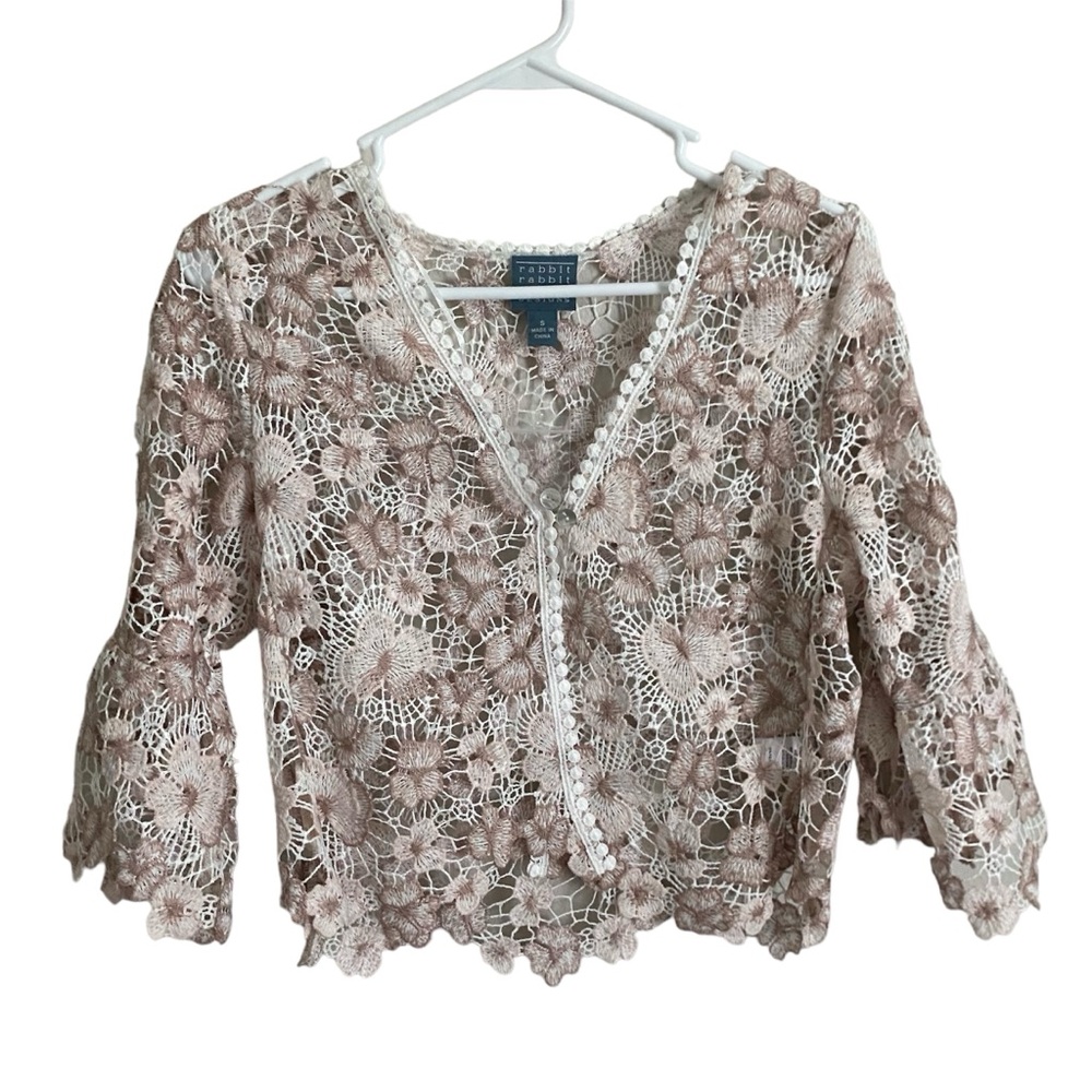 Women’s Cropped Button Down Floral Crochet Top